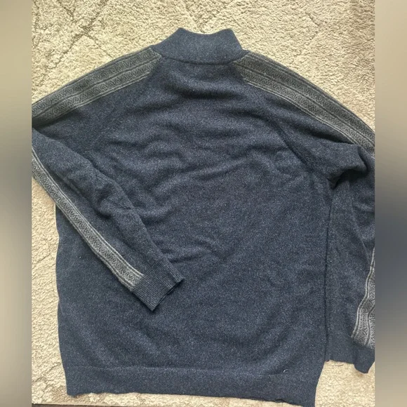 Kinross Cashmere - Men's Blue and Gray Zip Up Sweater - Picture 6 of 6